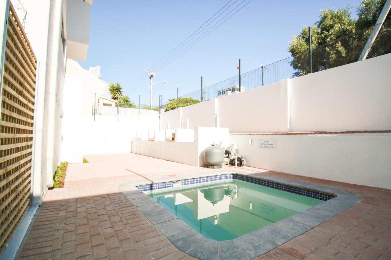 Curiocity Point Aparthotel 4*